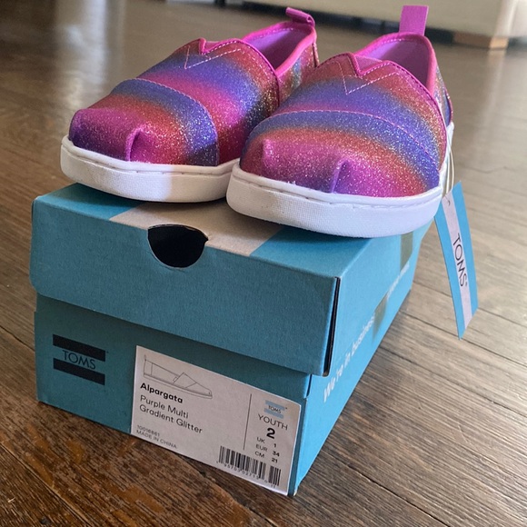 TOMS GLITTER KIDS SHOES NWT - Picture 2 of 7